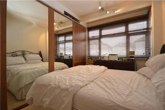  Image of 4 bedroom Terraced house to rent in Garth Close Morden SM4 at Surrey, SM4 4NN