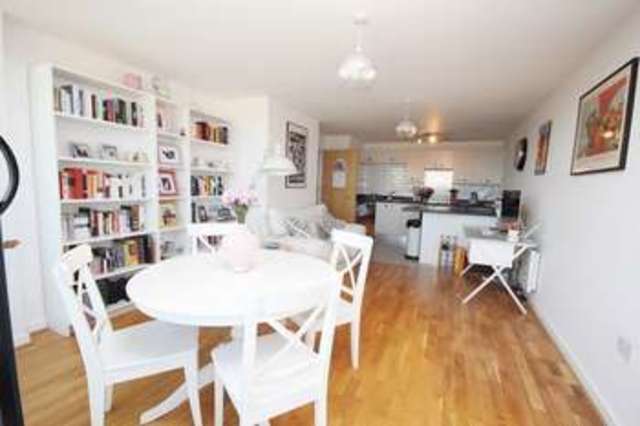  Image of 1 bedroom Flat for sale in Geoffrey Watling Way Norwich NR1 at Geoffrey Watling Way  Norwich, NR1 1GE