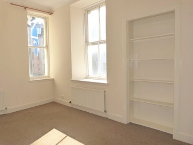  Image of 3 bedroom Flat to rent in George Street Perth PH1 at Perth Perthshire Perthshire, PH1 5LB