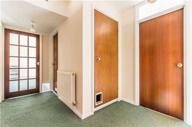  Image of 3 bedroom Flat for sale in Gilmerton Court Trumpington Cambridge CB2 at Cambridge, CB2 9HQ
