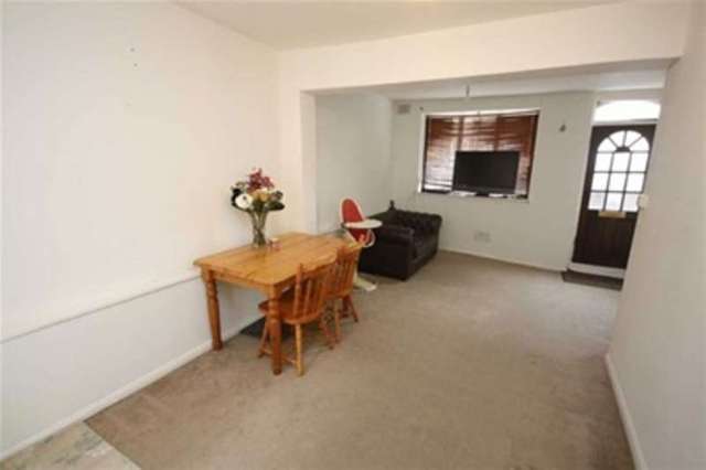  Image of 2 bedroom End of Terrace for sale in Gladstone Road Buckhurst Hill IG9 at Gladstone Road  Buckhurst Hill, IG9 5SW