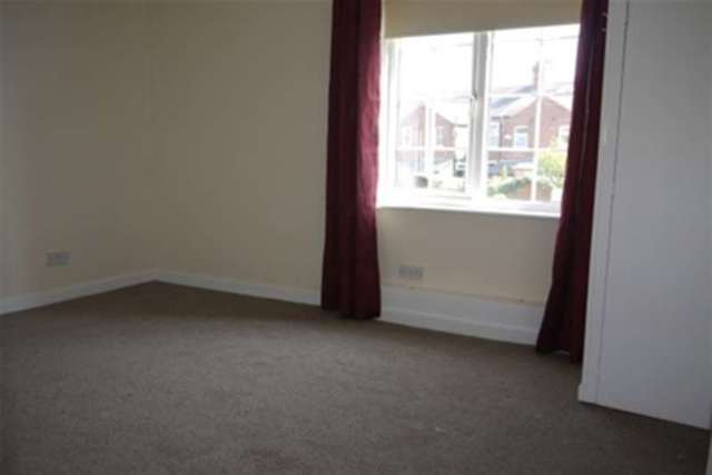  Image of 2 bedroom Property to rent in Gladstone Street Northwich CW8 at Northwich, CW8 1HP