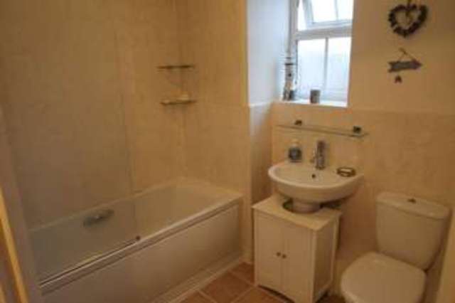  Image of 2 bedroom Flat for sale in Glaslyn Avenue Rowley Regis B65 at Glaslyn Avenue  Rowley Regis, B65 8EG