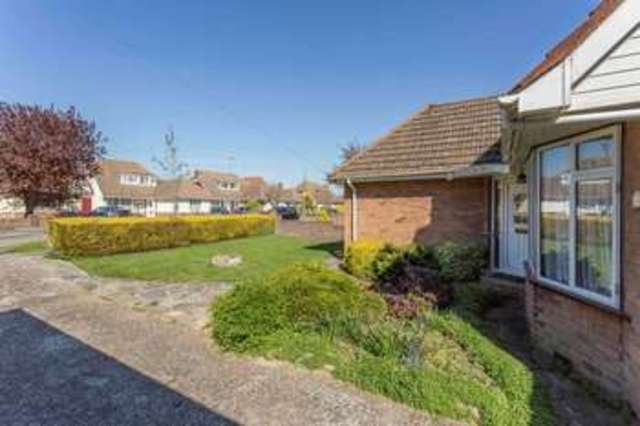  Image of 3 bedroom Detached house for sale in Glenleigh Park Havant PO9 at Glenleigh Park Denvilles Havant, PO9 2PH