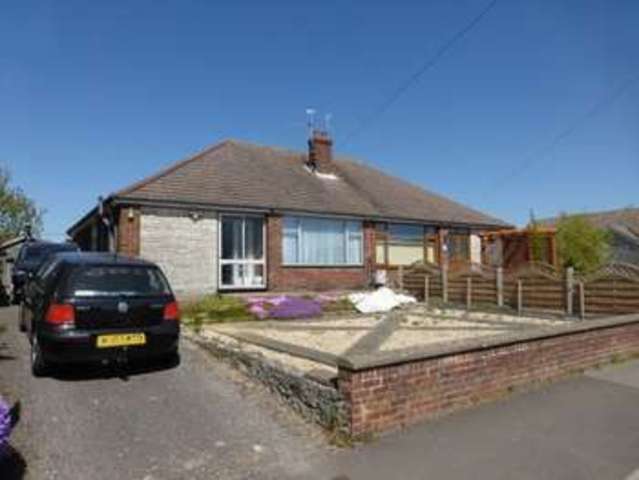  Image of 2 bedroom Detached house for sale in Glenthorne Avenue Yeovil BA21 at Glenthorne Avenue  Yeovil, BA21 4PG