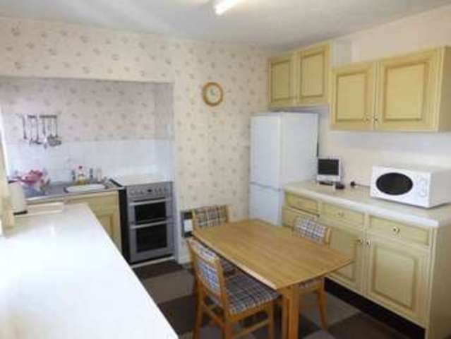  Image of 2 bedroom Detached house for sale in Glenthorne Avenue Yeovil BA21 at Glenthorne Avenue  Yeovil, BA21 4PG