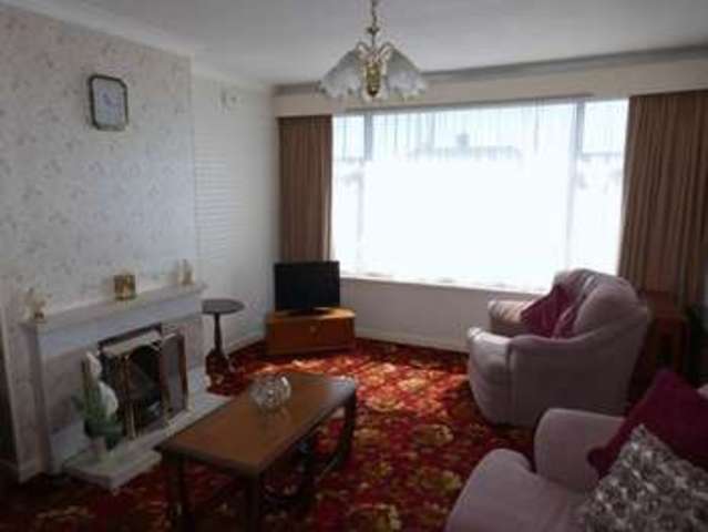  Image of 2 bedroom Detached house for sale in Glenthorne Avenue Yeovil BA21 at Glenthorne Avenue  Yeovil, BA21 4PG