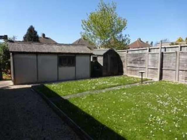  Image of 2 bedroom Detached house for sale in Glenthorne Avenue Yeovil BA21 at Glenthorne Avenue  Yeovil, BA21 4PG