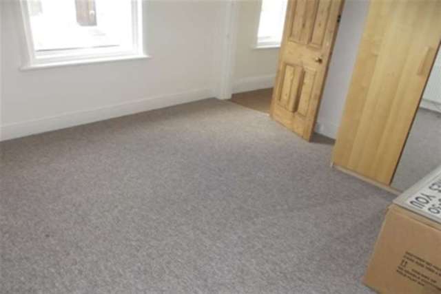  Image of 4 bedroom Detached house to rent in Gloucester Road Boscombe Bournemouth BH7 at Bournemouth, BH7 6JA