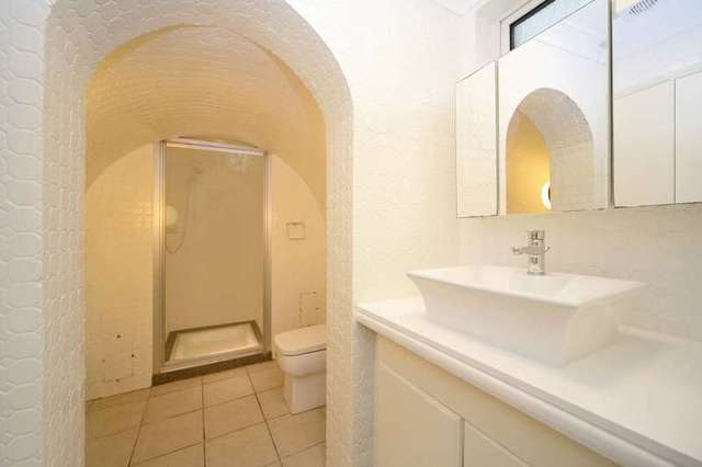  Image of Studio flat to rent in Gloucester Terrace London W2 at Gloucester Terrace  London, W2 6HR