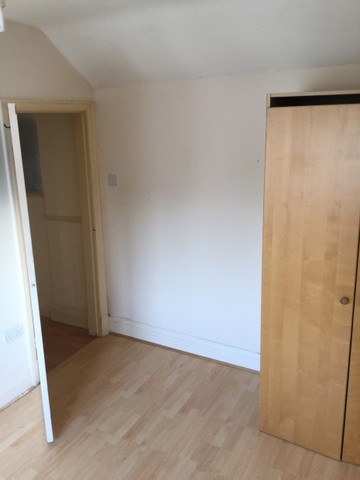  Image of 1 bedroom Flat to rent in Grange Road Stourbridge DY9 at Grange Road  Stourbridge, DY9 7LE