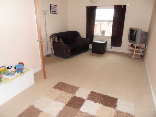  Image of 2 bedroom Apartment for sale in Great Park Drive Leyland PR25 at Great Park Drive Array Leyland, PR25 3UN