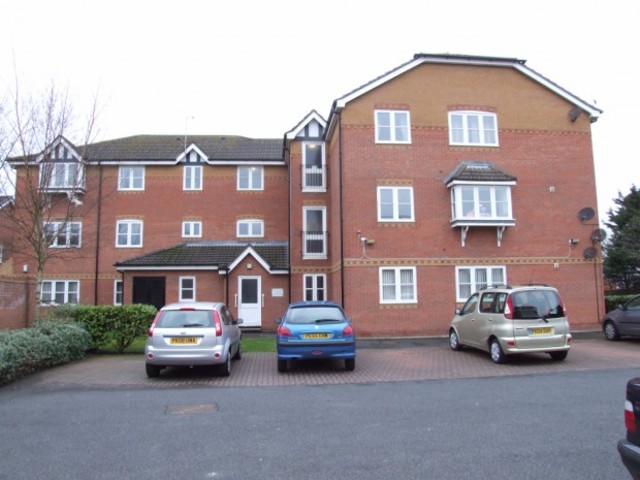  Image of 2 bedroom Apartment to rent in Greenbriar Close Blackpool FY3 at Greenbriar Close  Blackpool, FY3 7SA