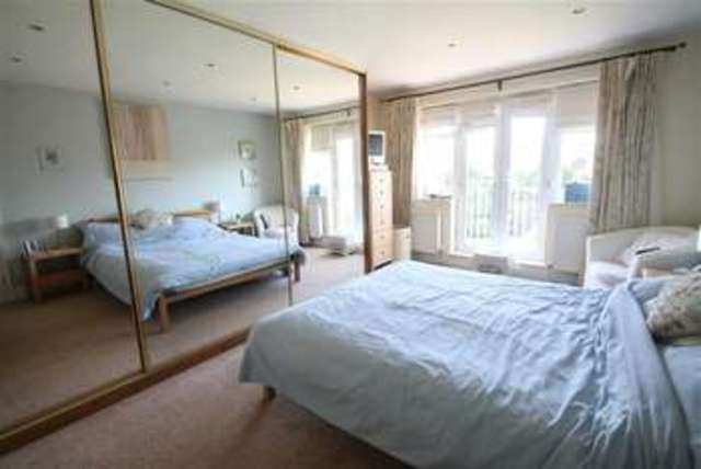  Image of 4 bedroom Property for sale in Grosvenor Road Shirley Solihull B91 at Grosvenor Road Solihull Solihull, B91 3PZ