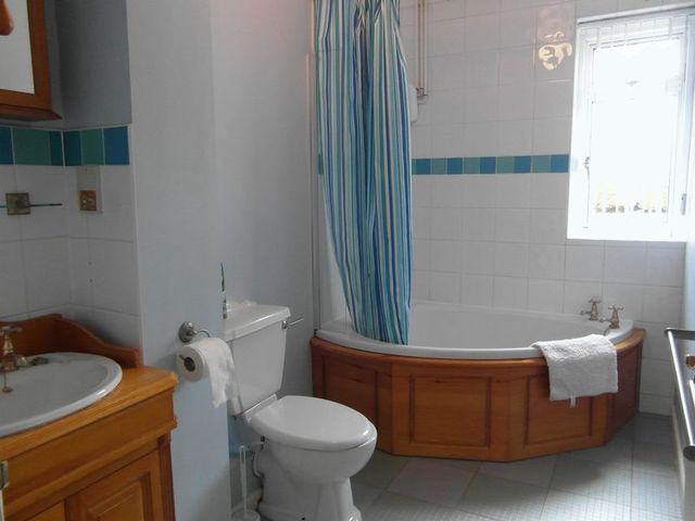  Image of 3 bedroom Terraced house to rent in Halland Close Crawley RH10 at Halland Close  Crawley, RH10 1SD
