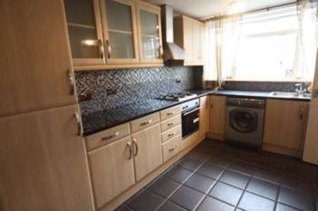  Image of 3 bedroom Property to rent in Hamble Walk Northolt UB5 at Hamble Walk  Northolt, UB5 6TB
