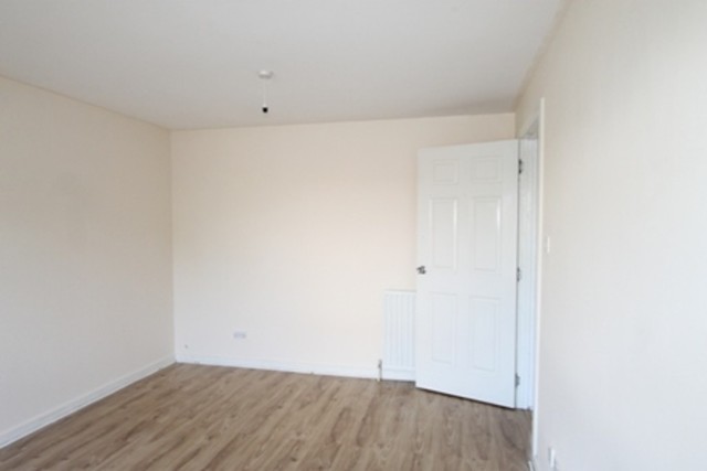  Image of 3 bedroom Terraced house to rent in Hamiltonhill Gardens Glasgow G22 at Possil Park Glasgow Glasgow, G22 5PR