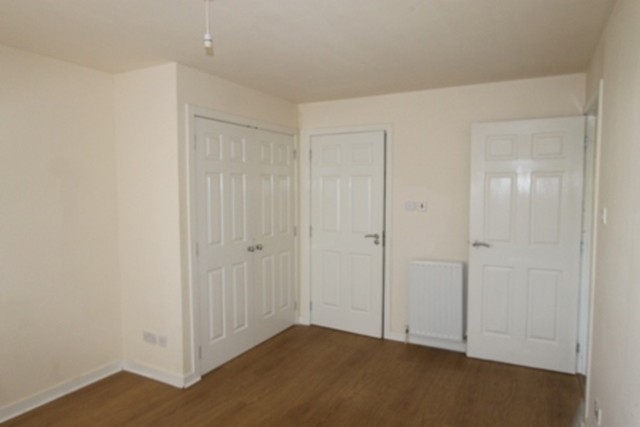  Image of 3 bedroom Terraced house to rent in Hamiltonhill Gardens Glasgow G22 at Possil Park Glasgow Glasgow, G22 5PR