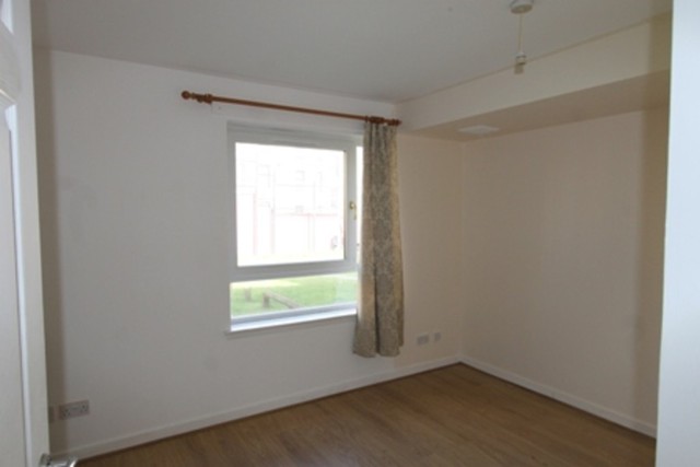  Image of 2 bedroom Flat to rent in Hamiltonhill Gardens Glasgow G22 at Possil Park Glasgow Glasgow, G22 5PR