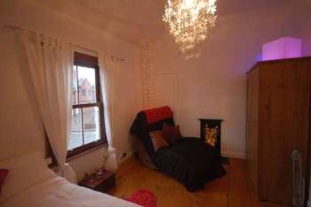  Image of 2 bedroom Terraced house to rent in Handbridge Chester CH4 at Handbridge Handbridge Chester, CH4 7JF