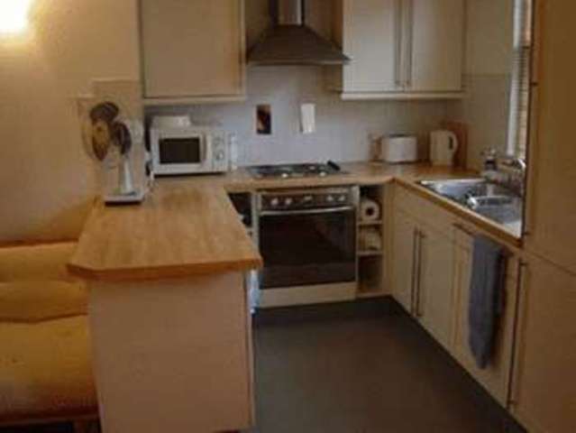  Image of 2 bedroom Flat to rent in Hanover Place London E3 at Hanover Place  London, E3 4QD