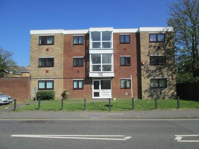  Image of 2 bedroom Flat for sale in High Street Harlington Hayes UB3 at Harlington Middlesex Hayes, UB3 5DL