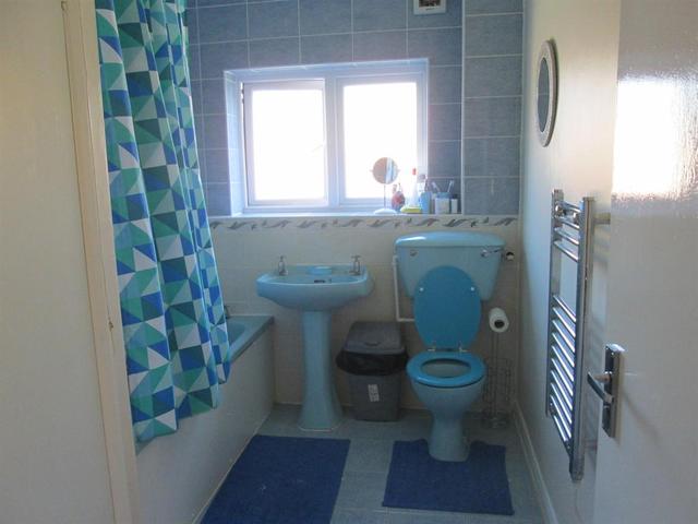  Image of 2 bedroom Flat for sale in High Street Harlington Hayes UB3 at Harlington Middlesex Hayes, UB3 5DL