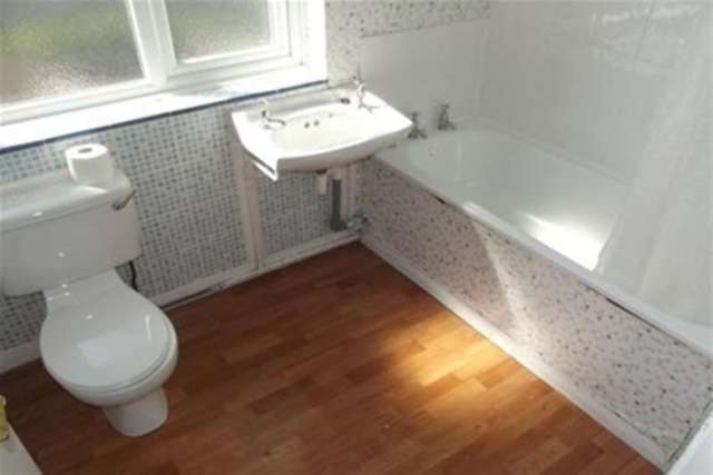  Image of 3 bedroom Terraced house to rent in Havenwood Rise Nottingham NG11 at Nottingham, NG11 9HE
