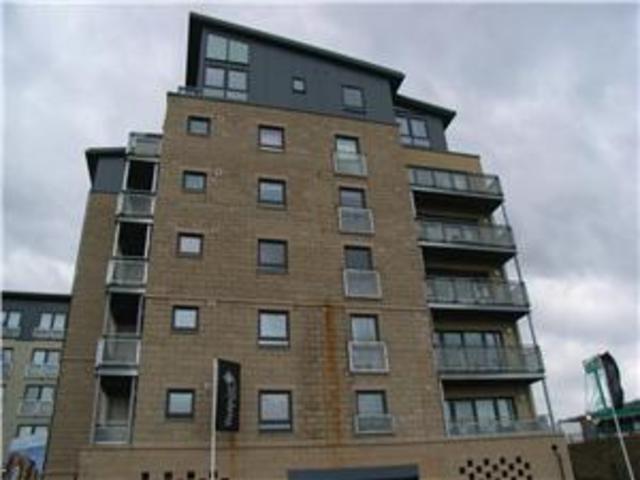  Image of 2 bedroom Flat to rent in Hawkhill Close Edinburgh EH7 at Leith Edinburgh Edinburgh, EH7 6AB