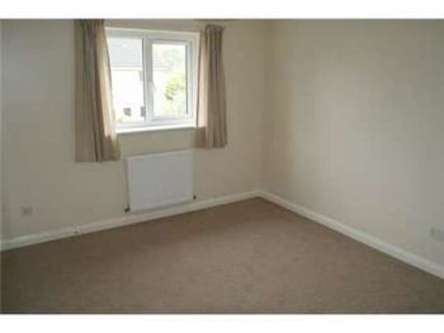  Image of 2 bedroom Terraced house to rent in Hawthorn Crescent Yatton Bristol BS49 at Hawthorn Crescent  Yatton, BS49 4BF