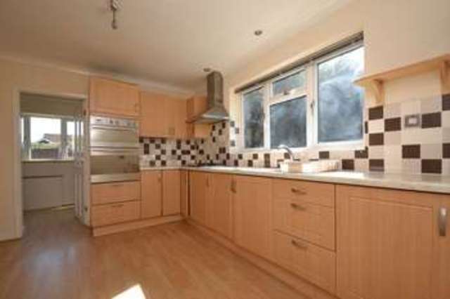  Image of 5 bedroom Detached house to rent in Hawthorne Avenue Hellesdon Norwich NR6 at Hawthorne Avenue  Norwich, NR6 6LE