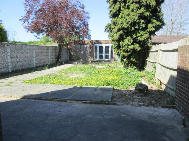  Image of 5 bedroom Semi-Detached house for sale in Morgans Lane Hayes UB3 at Hayes Middlesex Hayes, UB3 2UB