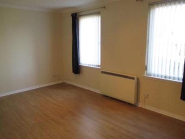  Image of 1 bedroom Flat to rent in Headland Court Aberdeen AB10 at Garthdee Aberdeen Aberdeen, AB10 7GZ