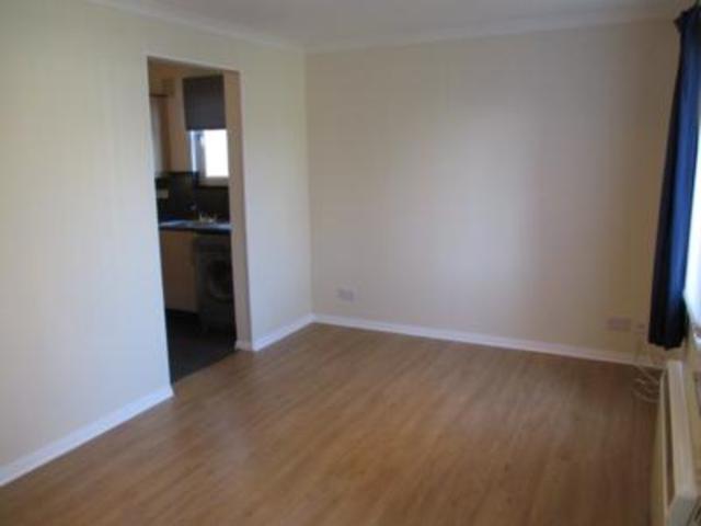  Image of 1 bedroom Flat to rent in Headland Court Aberdeen AB10 at Garthdee Aberdeen Aberdeen, AB10 7GZ