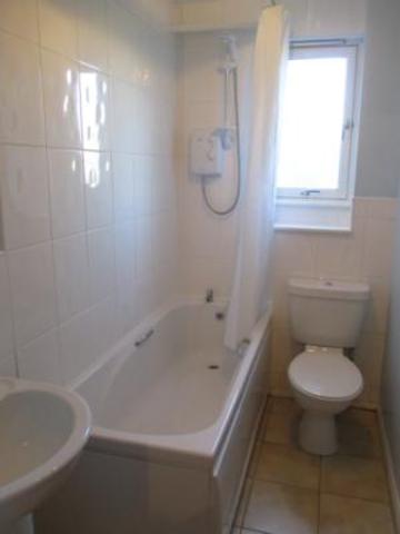  Image of 1 bedroom Flat to rent in Headland Court Aberdeen AB10 at Garthdee Aberdeen Aberdeen, AB10 7GZ