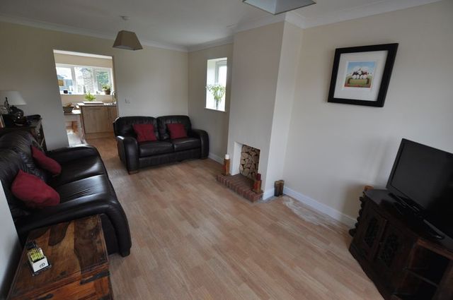  Image of 3 bedroom Detached house for sale in Henhurst Ridge Burton-on-Trent DE13 at Henhurst Ridge  Burton-On-Trent, DE13 9TQ