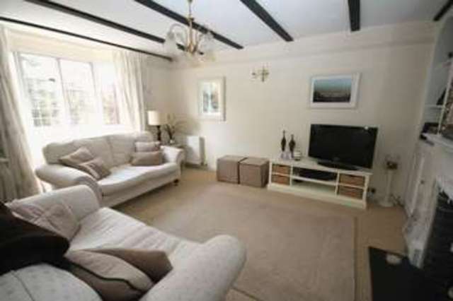  Image of 4 bedroom Detached house to rent in Henleaze Road Henleaze Bristol BS9 at Henleaze Road Henleaze BRISTOL, BS9 4LB