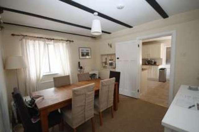  Image of 4 bedroom Detached house to rent in Henleaze Road Henleaze Bristol BS9 at Henleaze Road Henleaze BRISTOL, BS9 4LB