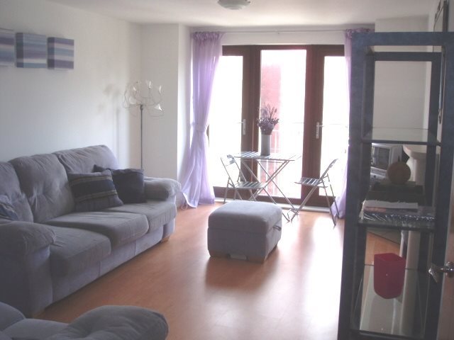  Image of 2 bedroom Flat to rent in Hermand Crescent Edinburgh EH11 at Shandon Edinburgh Edinburgh, EH11 1QP