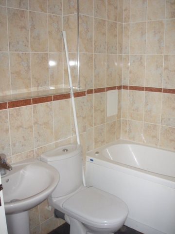  Image of 2 bedroom Flat to rent in Hermand Crescent Edinburgh EH11 at Shandon Edinburgh Edinburgh, EH11 1QP