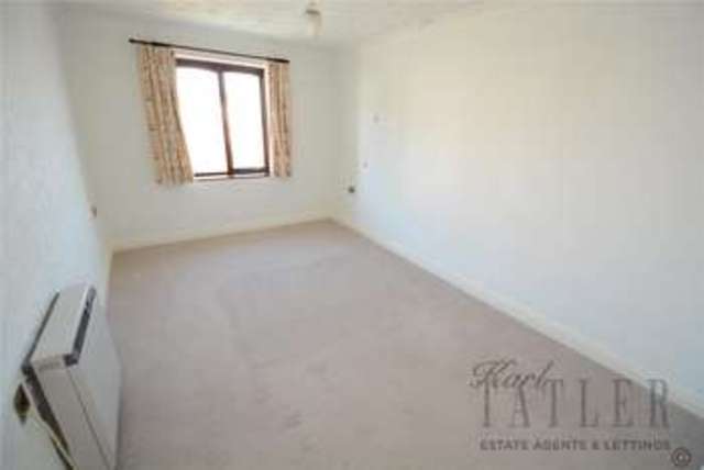  Image of 1 bedroom Retirement Property to rent in Hesslewell Court Heswall Wirral CH60 at Pensby Road Heswall Heswall, CH60 7TW