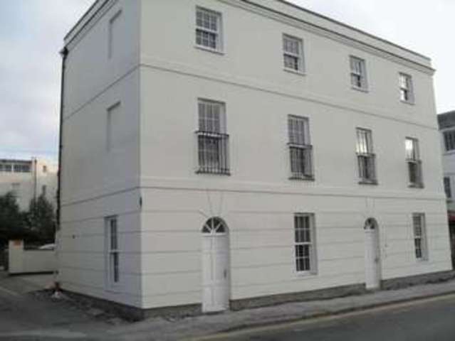 Image of 1 bedroom Flat to rent in Hewlett Road Cheltenham GL52 at Hewlett Road  Cheltenham, GL52 6AB