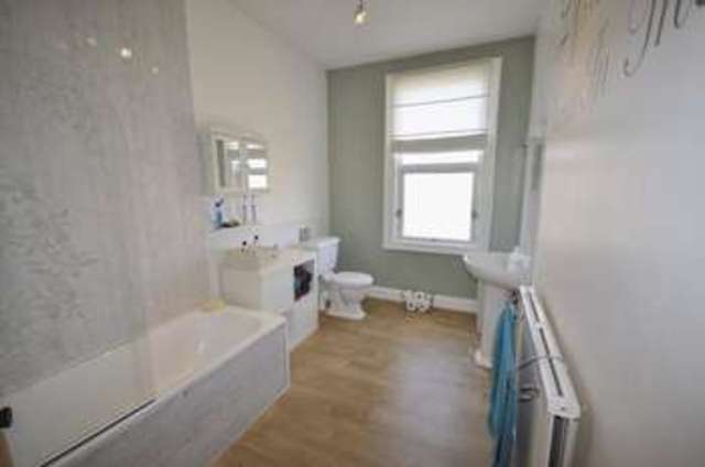  Image of 3 bedroom Terraced house to rent in Hewlett Road Cheltenham GL52 at Hewlett Road  Cheltenham, GL52 6AR