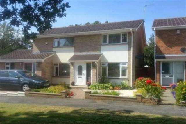  Image of 2 bedroom Detached house to rent in Hickory Close Poole BH16 at Poole, BH16 5QJ