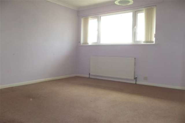  Image of 2 bedroom Detached house to rent in Hickory Close Poole BH16 at Poole, BH16 5QJ