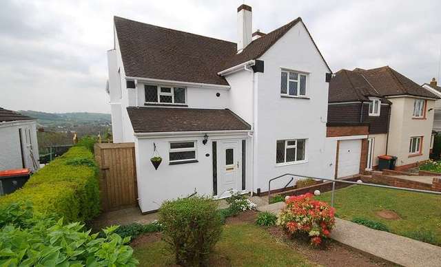  Image of 5 bedroom Detached house for sale in High Cross Drive Rogerstone Newport NP10 at High Cross Drive  Newport, NP10 9AB