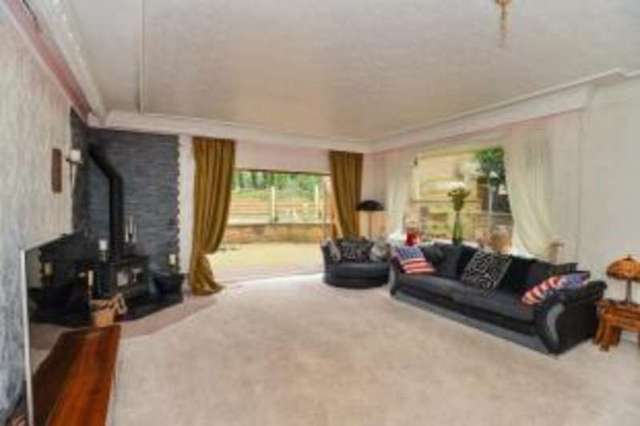  Image of 6 bedroom Detached house for sale in High Oakham Hill Mansfield NG18 at Mansfield Nottinghamshire Mansfield, NG18 5AH