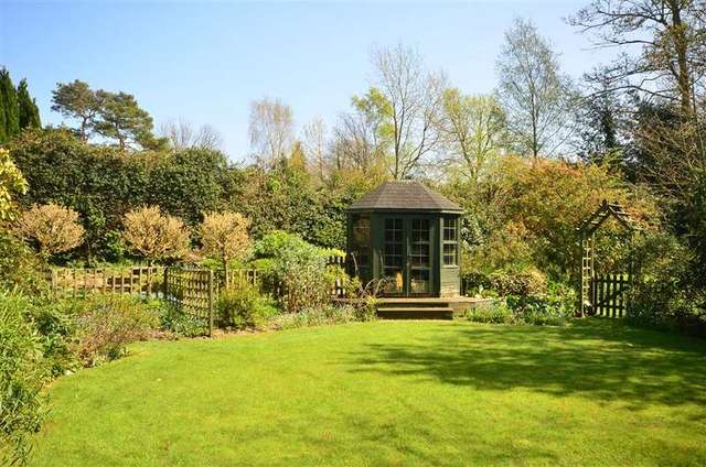  Image of 3 bedroom Detached house for sale in High Street Blackboys Uckfield TN22 at Blackboys Uckfield Uckfield, TN22 5JU