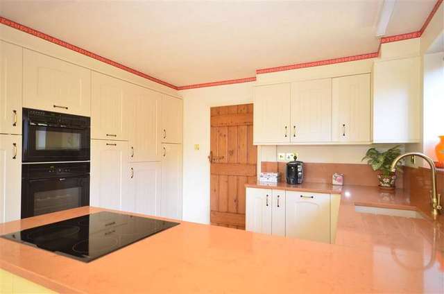  Image of 3 bedroom Detached house for sale in High Street Blackboys Uckfield TN22 at Blackboys Uckfield Uckfield, TN22 5JU