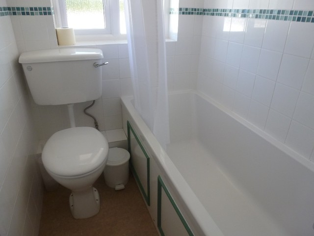  Image of 1 bedroom Apartment to rent in High Street Fulbourn Cambridge CB21 at High Street, Fulbourn, CB21 5DH